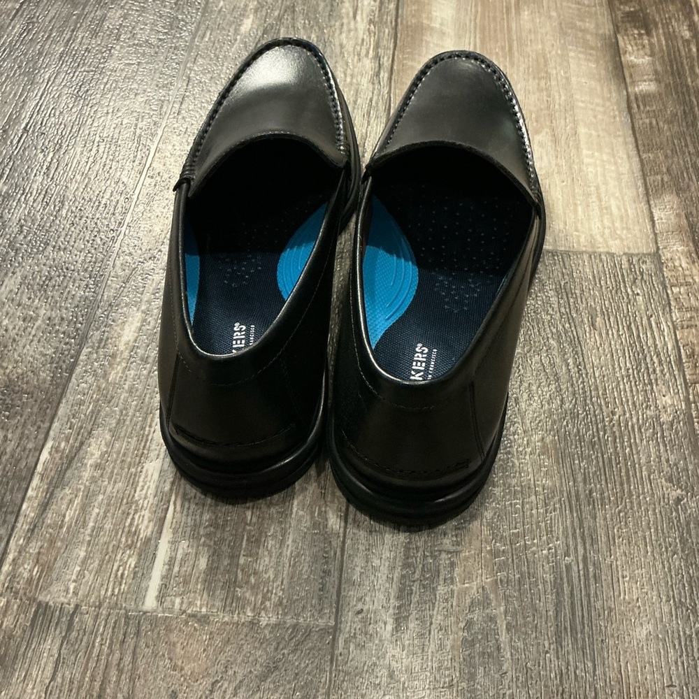 Dockers Men's Black Leather Loafer Size 10.5 - Picture 13 of 16